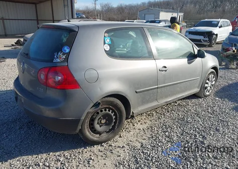 2007 Volkswagen Rabbit 2-Door z USA, uszkodzony, nr VIN WVWBR71KX7W054260